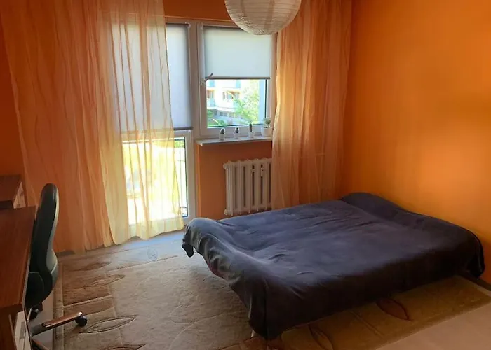 Mieszkanie 3 Pokoje Z Balkonem I Parkingiem